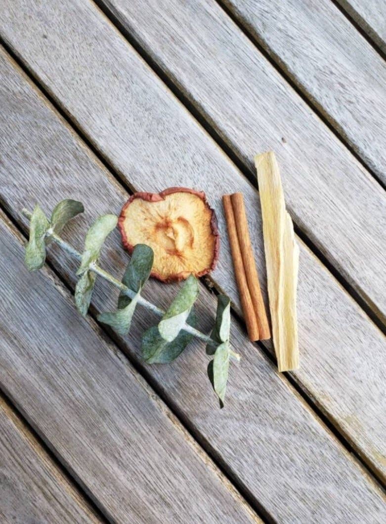 Eucalyptus, Palo Santo, Apple and Cinnamon Smudge Stick